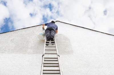 Peinture extérieure à Auzet — façades et ravalement